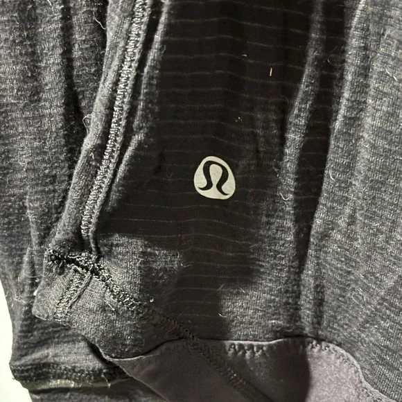 Women’s Lululemon Athletica Black Polo Collar Relaxed Sweatshirt - Picture 2 of 3